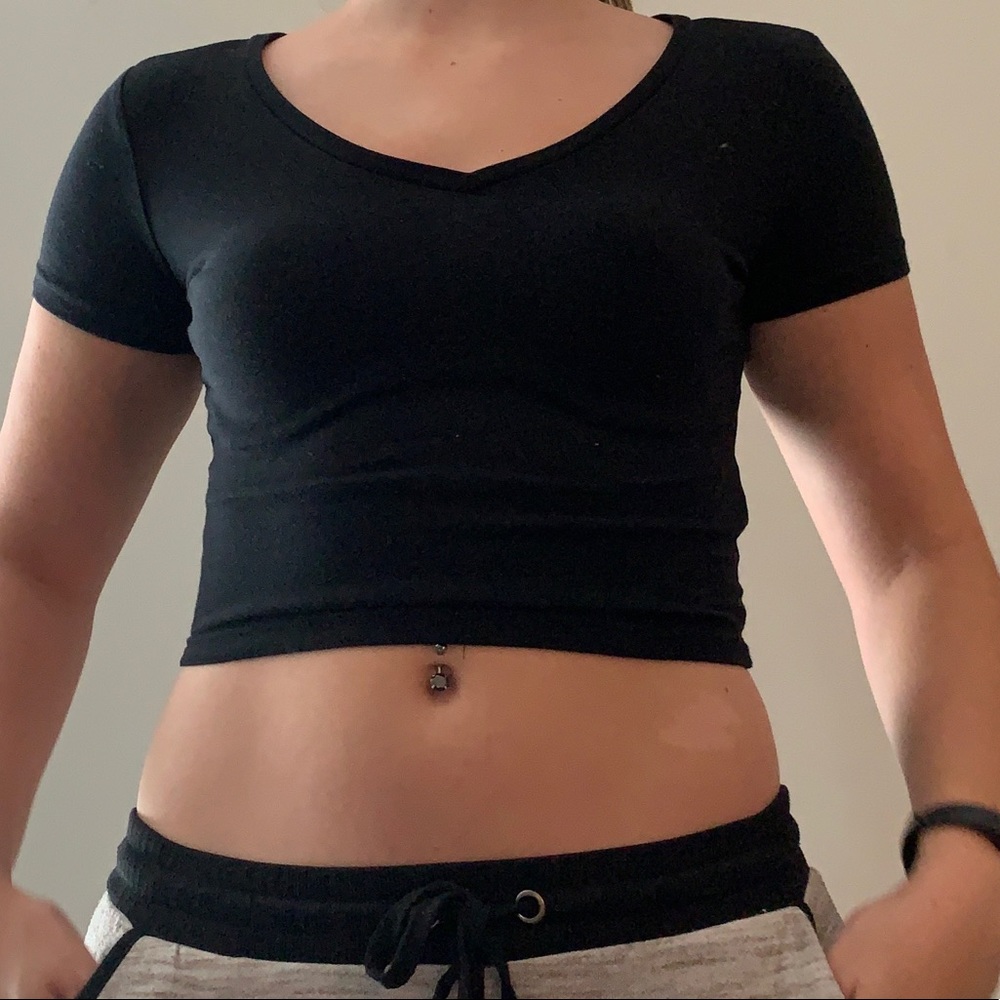 Black Cropped Tee